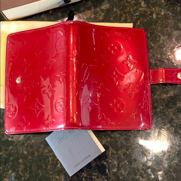 Louis Vuitton Vernis Agenda PM - Picture 3 of 16